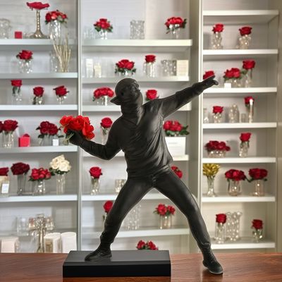 Stijlvol Art Deco-patroon met bloemen gooiende jongens en kruisspiegel