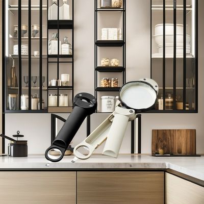 Roestvrij staal wijn sleutelhanger met aangepaste kleur en multifunctionele flesopener