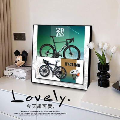 Gepersonaliseerde kleur Moderne Retro legering Fiets Hangende schilderkunst Kristal Muurschildering voor Stijlvolle Kinderkamer Slaapkamer Decoratie