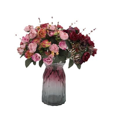 Prachtige zijdewitte kunstmatige diamanten rozen voor bruiloftshuisfeestelijke versieringen