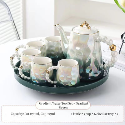 Koffie, thee, bier, water, moderne keramische koffiekopjes met bamboe schotel cadeautje.