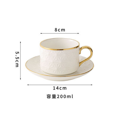 Nordic Modern White Ceramic Cup and Placer Set voor botte theebekers Platen 200 ml capaciteit