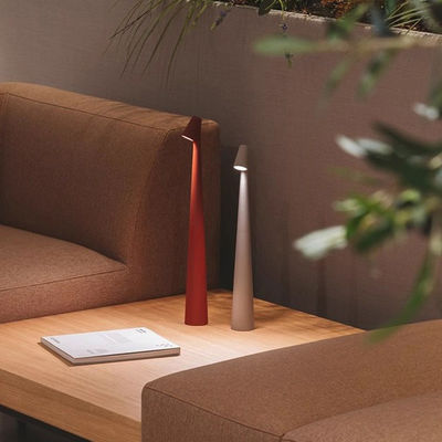 Draagbare slim keramische LED-tafellamp met 3-niveau helderheid