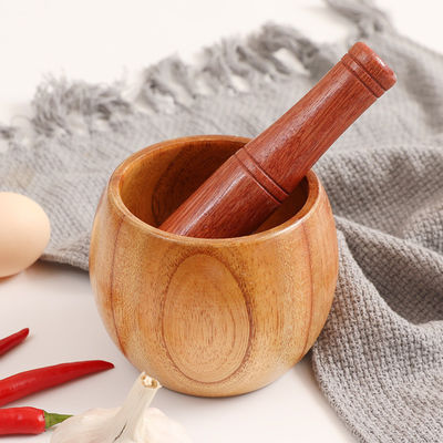 Houten mortel en pestel voor het slijpen van kruiden Knoflook Walnoten Essentiële specerijen 1 stuk
