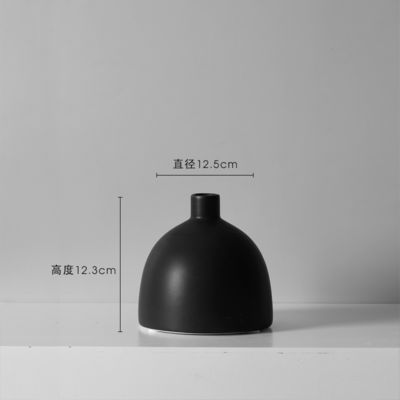 Zwarte en witte keramische tafelvase Postmoderne stijl voor elegante woonkamer decoratie
