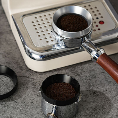 Magnetische koffiedosering voor snel en gemakkelijk espresso bereiden in restaurants