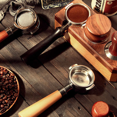 58 mm roestvrij staal koffiefunnel en massief houten portafilter voor handpour espresso