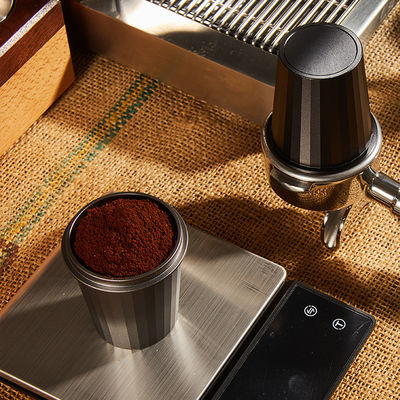 58mm koffiebeker met professionele roestvrijstalen barista-gereedschap met aanpassing