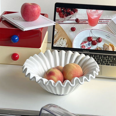 Luxe veelkleurige ronde PET-plaat voor het serveren van salade en snacks op moderne keukenfeesten