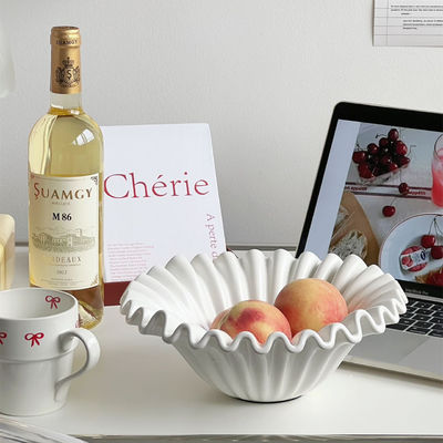 Luxe veelkleurige ronde PET-plaat voor het serveren van salade en snacks op moderne keukenfeesten