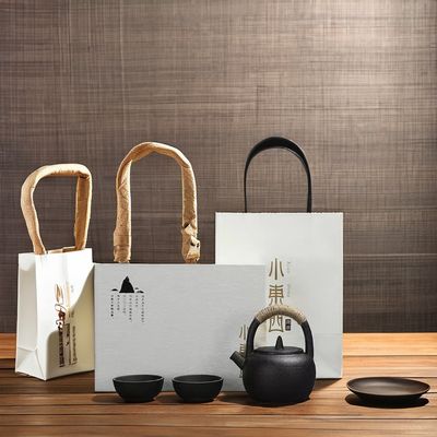 Keramische vintage beker en schotel set Chinese patroon perfect voor koffie melk thee