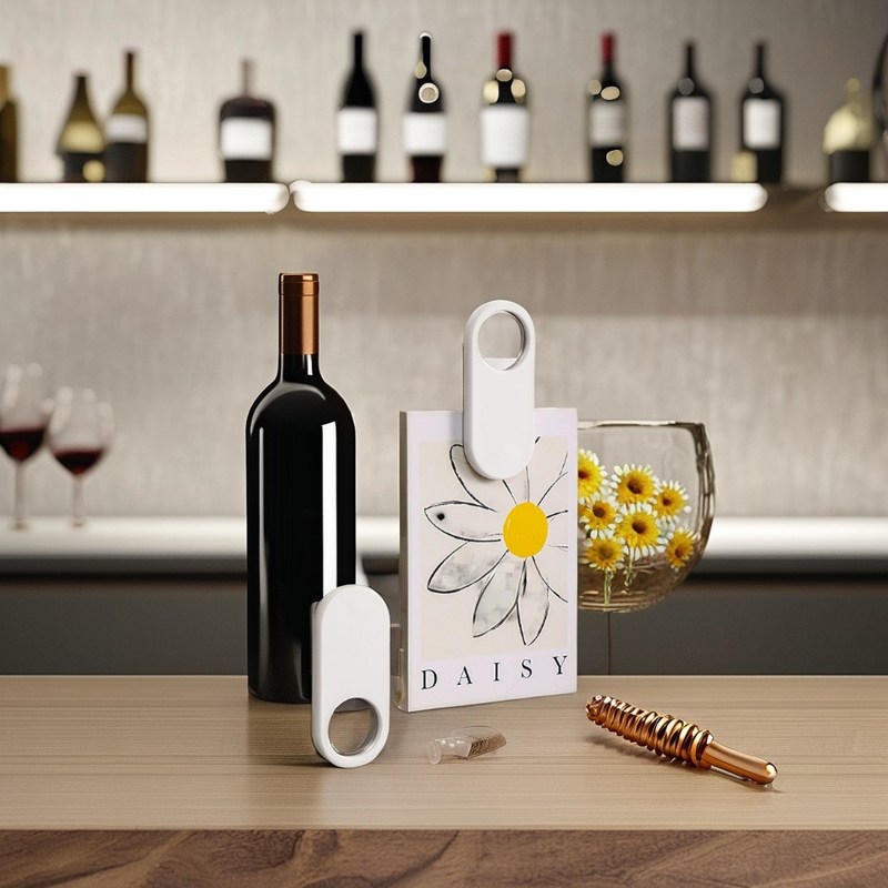 Aanpasbaar logo Magnetisch roestvrij staal blik flesopener voor een soepele werking in de keuken