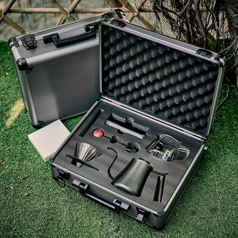 Ervaar de perfecte kop koffie met deze keramische filterpot met een capaciteit van 600 ml