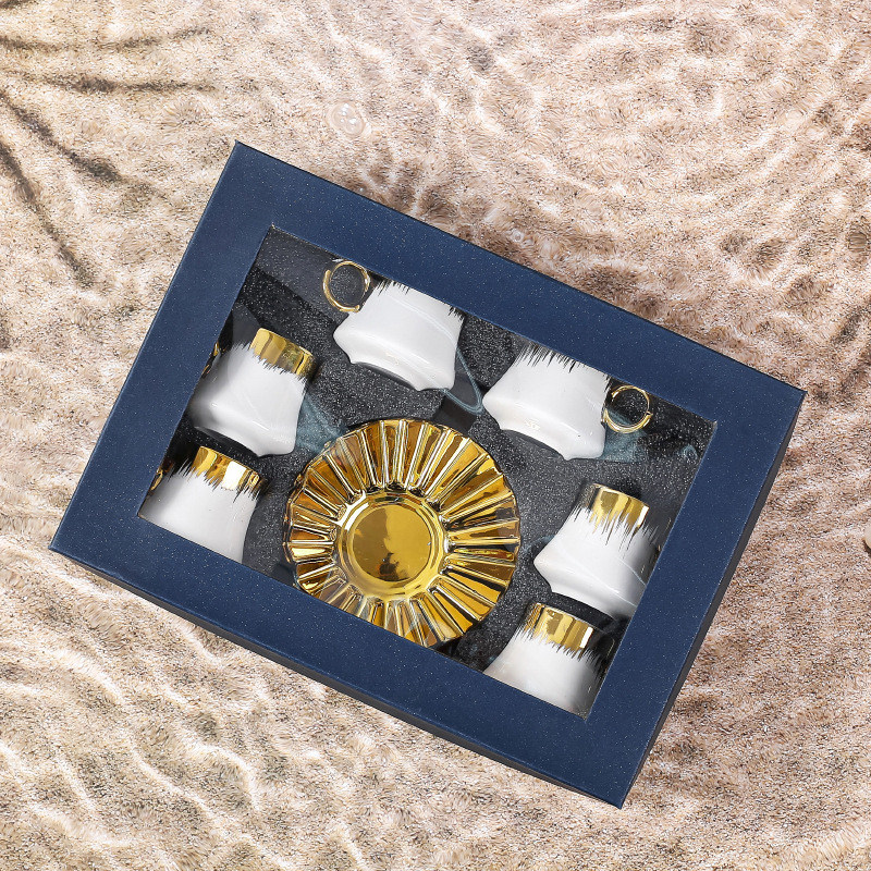 Elegant design van koffieteegbehang Keramisch westers diner set voor duurzaam leven